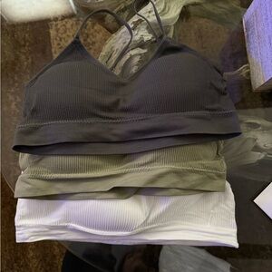 Bralette - 3 pack . Green . White . Gray 

Padded. Brand new